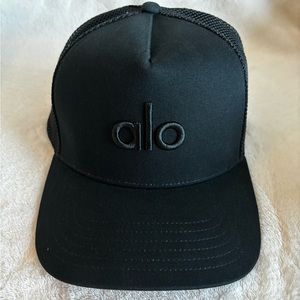 Alo hat